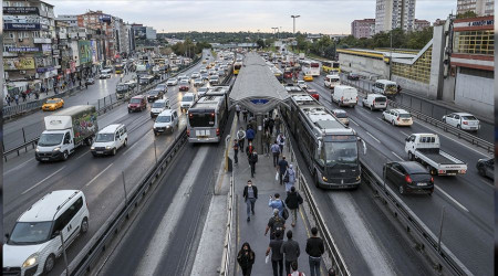 Sağlık çalışanları için toplu ulaşım kararı