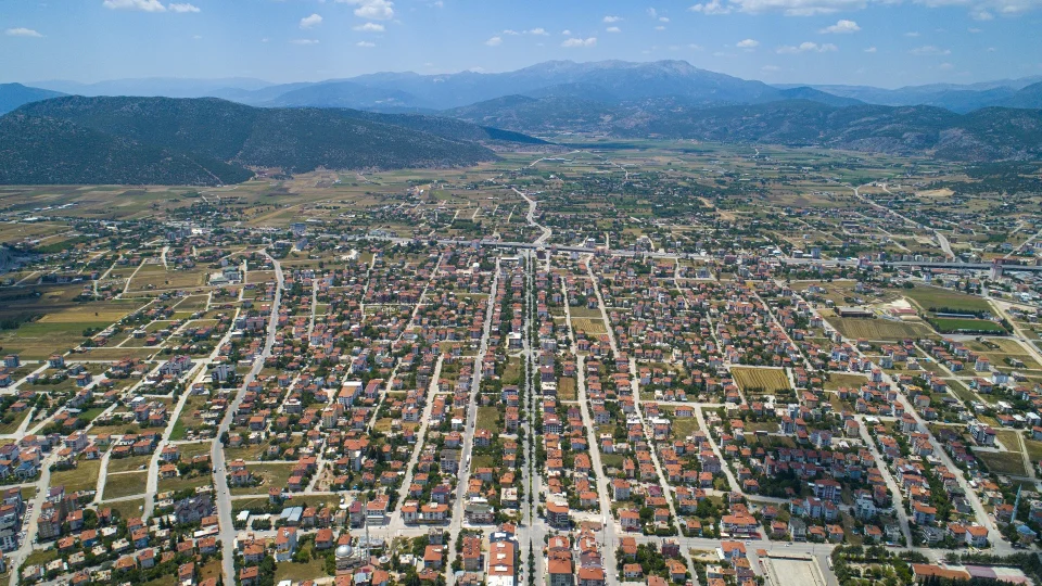 Salepten incire Bucak��n bereketli topraklar� maliyet k�skac�nda