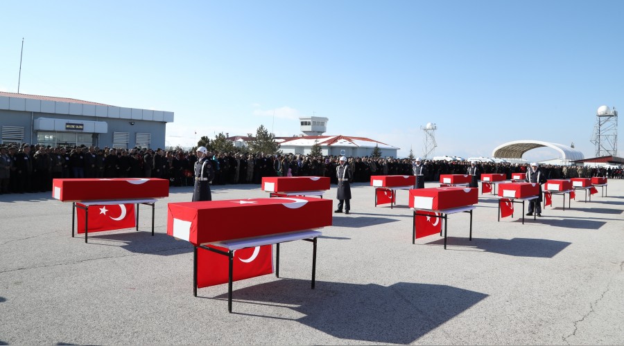 �ehitler memleketlerine u�urland�