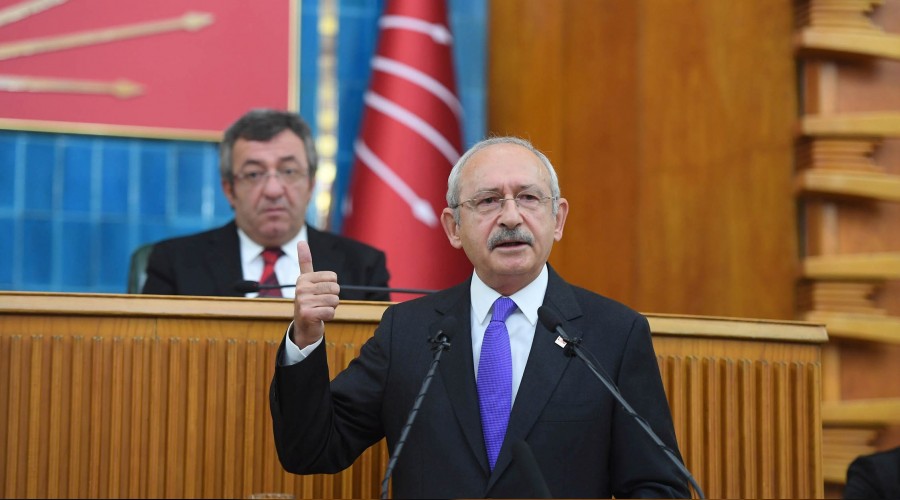 Siyasette FETÖ polemiği