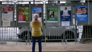 Solcularla merkezciler aşırı sağa karşı birleşti