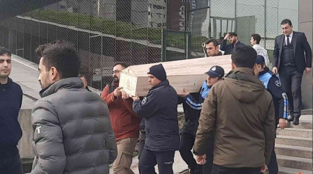 Staj gren gen kz, belediye binasnn atsndan derek hayatn kaybetti