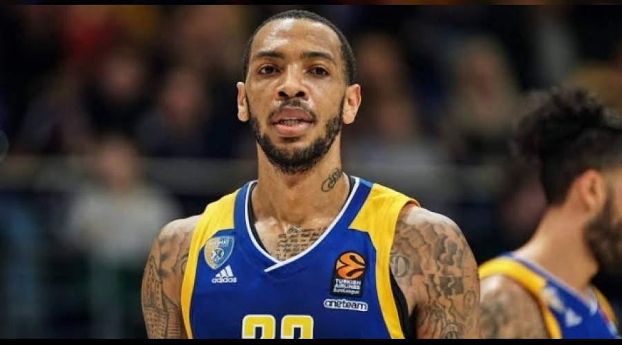 Stimac gitti, Malcolm geldi