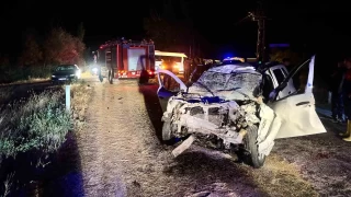Sungurlu'da cip, traktör römorkuna çarptı: 2'si ağır 6 yaralı