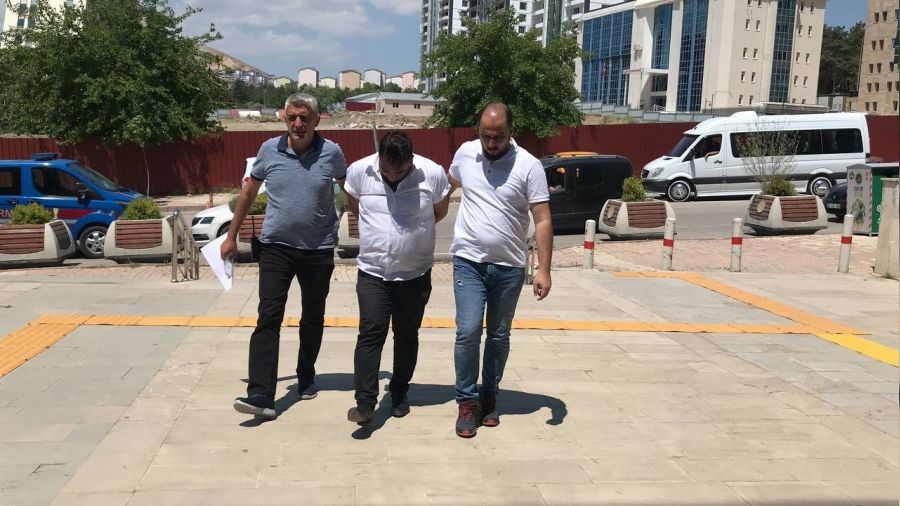 Şüpheli ölüm cinayet çıktı zanlı yakalandı