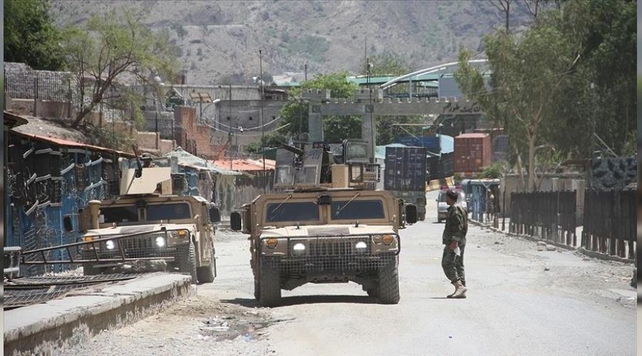 Taliban Kabil'e dayandı, ABD büyükelçiliğini boşaltıyor