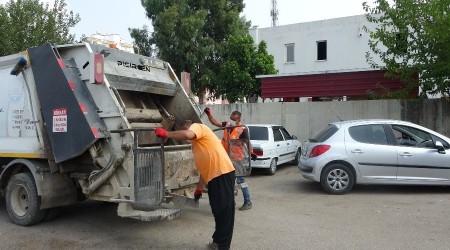 Temizlik işçileri sosyal medyada ilgi odağı oldu