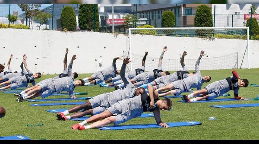 Trabzonspor, �rlandal� rakibi istiyor