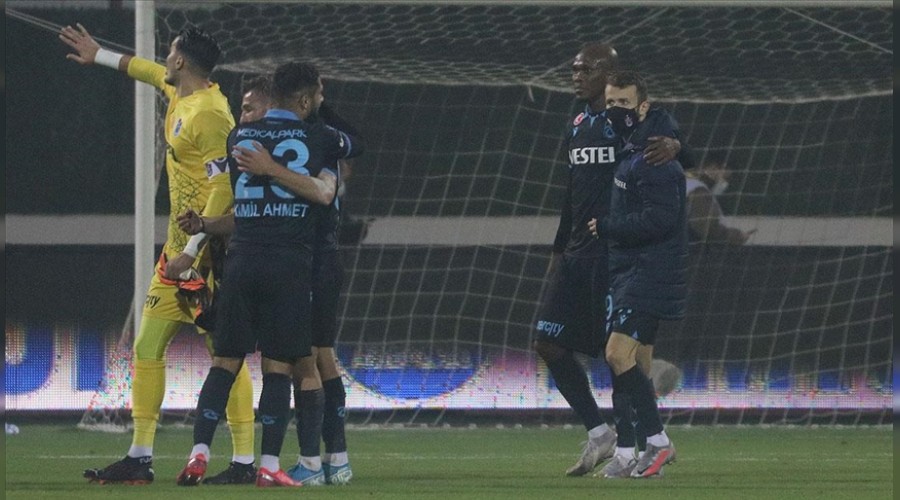 Trabzonspor savunmasıyla kazandı
