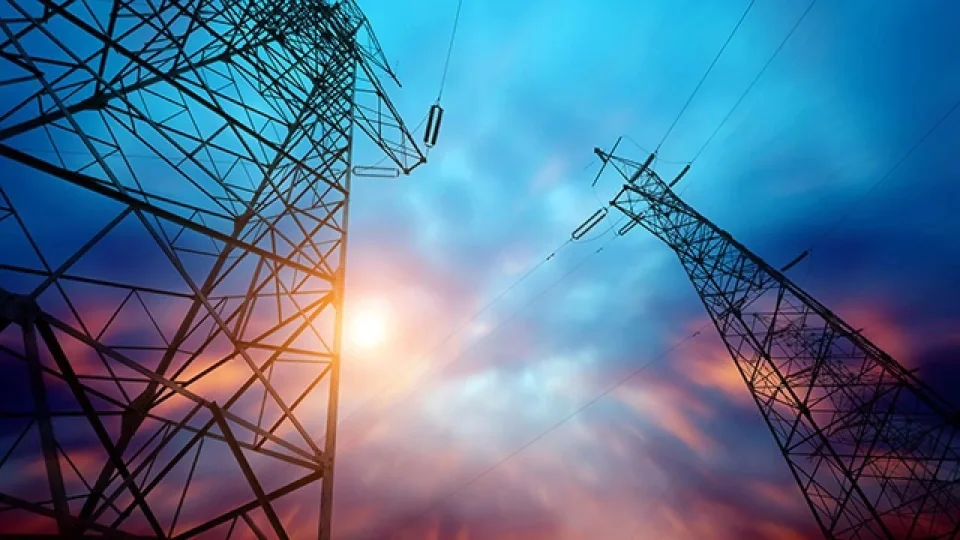 T�rkiye'nin elektrik kurulu g�c� 125 bin megavat� a�t�