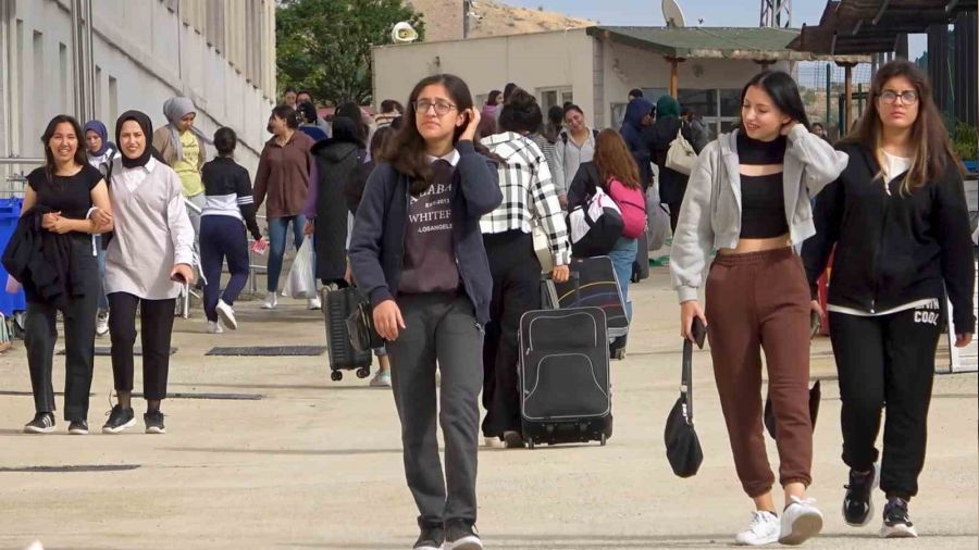 Üniversite açıldı, nüfus patlaması yaşandı