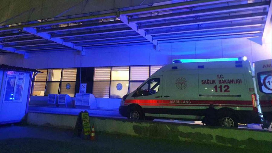 Üzerine mermer bloku düşen işçilerden 1 kişi öldü, 1 kişi de yaralandı