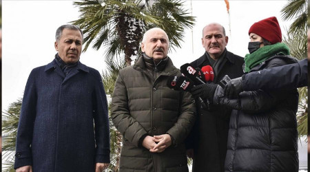 Vatandaş canını kurtarmak için aracını terketti