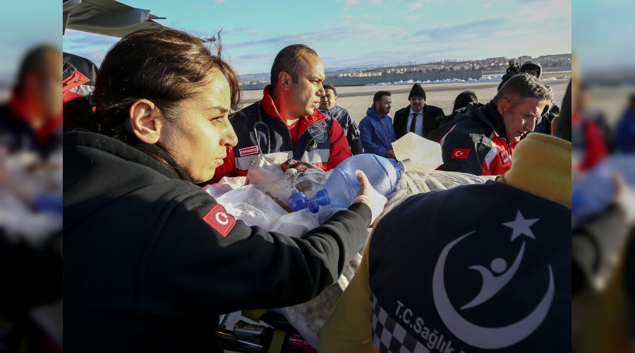 Yaral�lar T�rkiye'ye getirildi