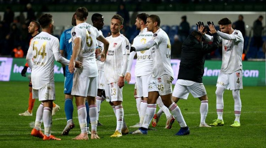 Yiğido zirveye ayar verdi