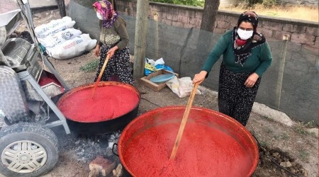 Yoğun 'salça' mesaisi
