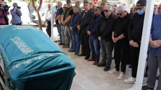 Zafer Algöz annesinin ardından 24 gün sonra babasını da kaybetti