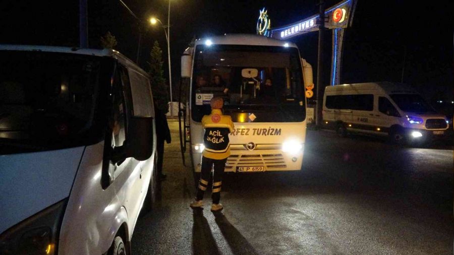 Zehirlenen �ok say�da fabrika i��isi hastaneye kald�r�ld�