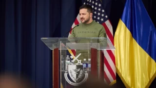 Zelenskiy, ABD'den Rusya'nın dondurulan 300 milyar dolarlık varlıklarının kendilerine tahsis edilmesini istedi
