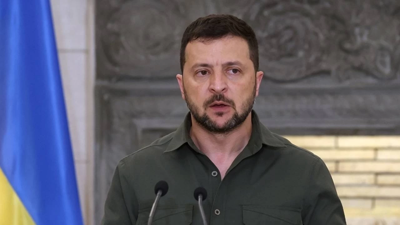 Zelenskiy: Rusya'ya ait 3 Su-34 savaş uçağını düşürdük