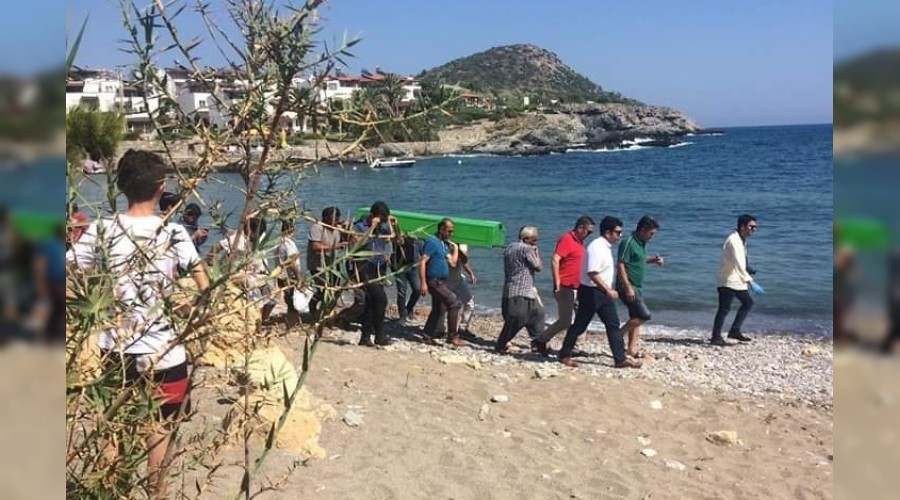 2 ki�i denizde bo�uldu   