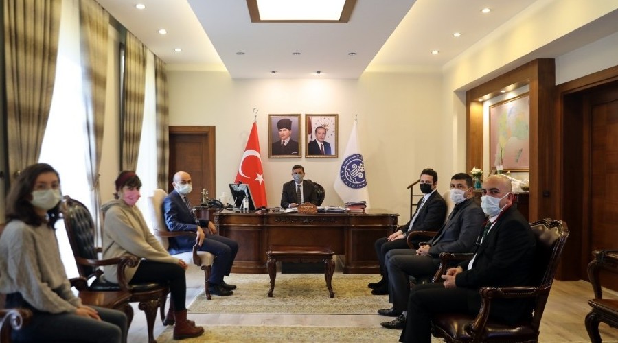 2 öğrenci, TÜBİTAK 2204 Lise Öğrencileri Proje Yarışmasında Türkiye birincisi