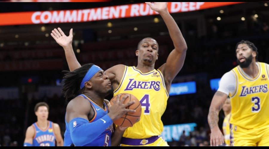 26 sayı önde olan Lakers, Thunder'a yenildi