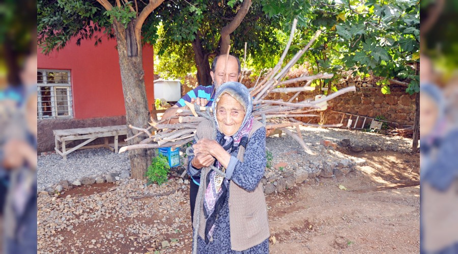 3 padi�ah, 12 cumhurba�kan� g�rd� 