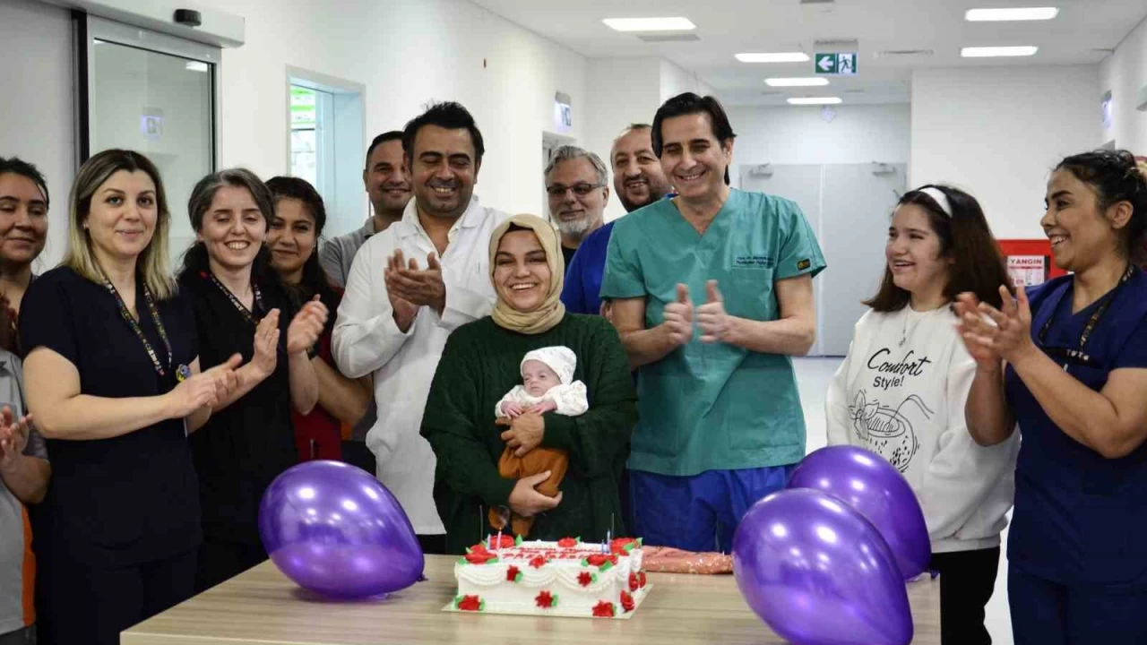 380 graml�k Hira Su bebek sonunda hayata tutundu