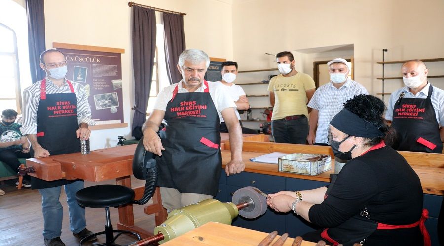 76 a�amadan ge�en Sivas b��a�� ders oldu
