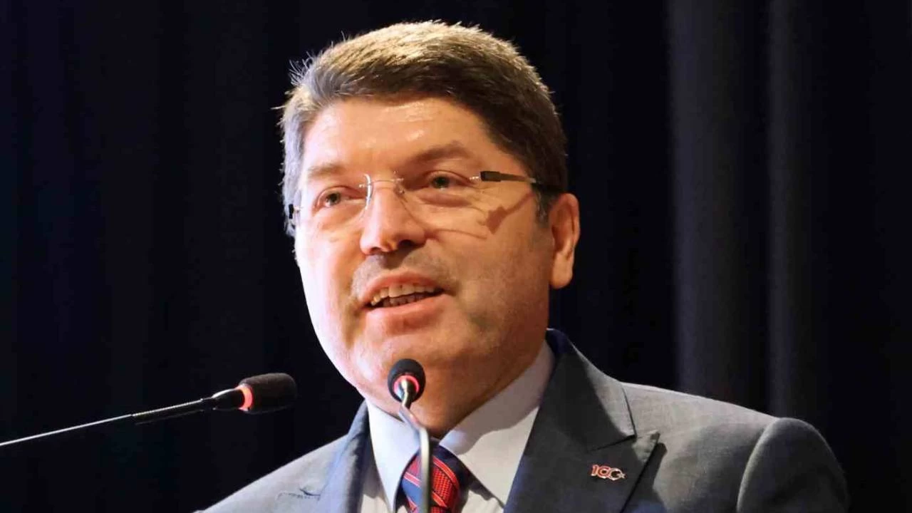 Adalet Bakan Tun: Vesayeti, darbeci anlay tarihe gmdk