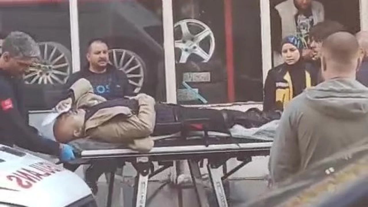 Adana'da 15 yllk szleme kavgas: Mteahhit oto lastikide vuruldu