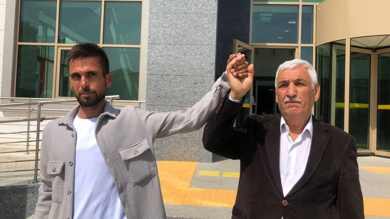 Adaylar e�it oy al�nca muhtar kura ile belirlendi