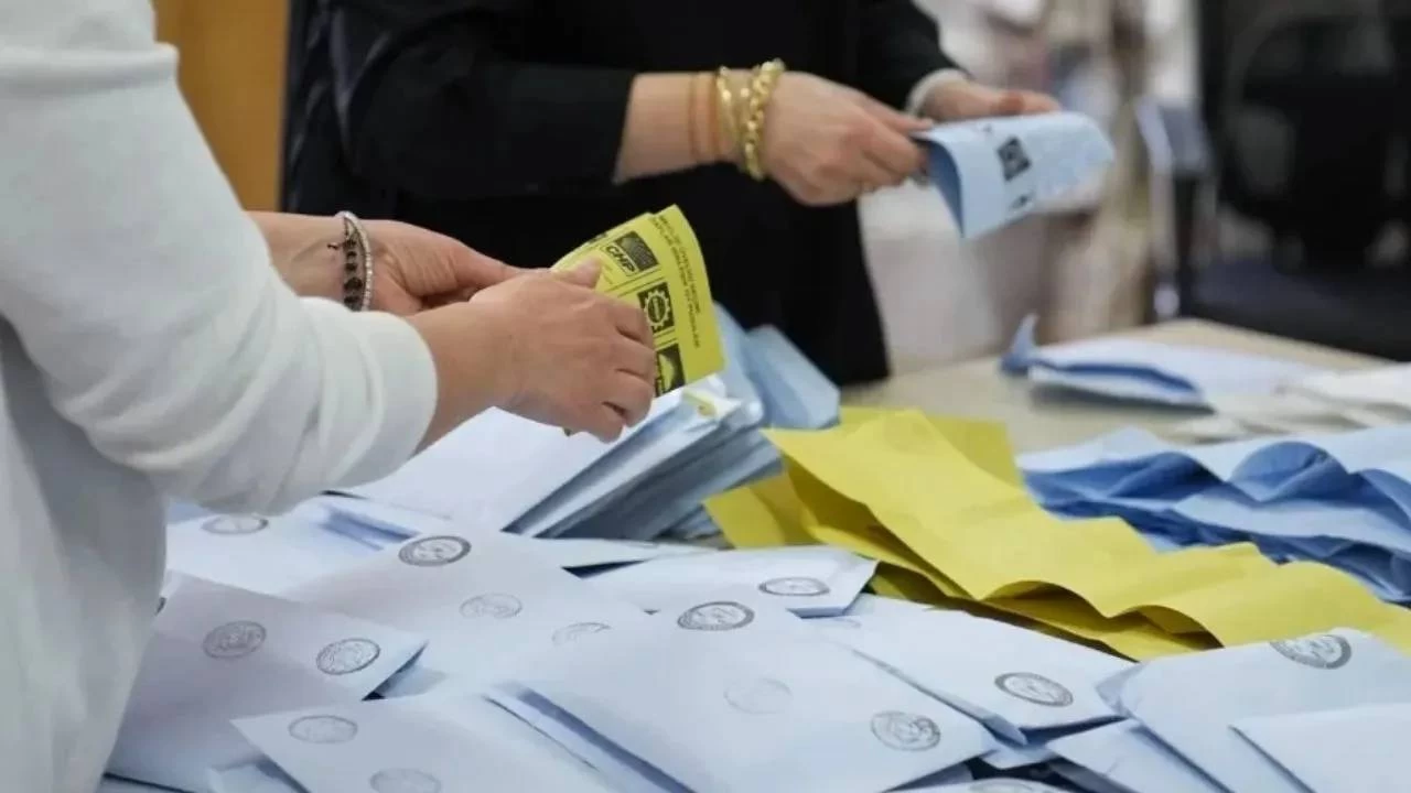 AK Parti itiraz etti, MHP'nin kazandığı ilçede oylar yeniden sayılıyor