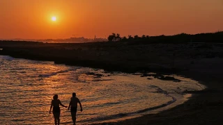 Akdeniz 13 Ağustos'ta 28,54°C'lik günlük ortalamaya ulaştı; karşılaştırılabilir kayıtların tutulduğu 1940'tan beri ölçülen en yüksek değer. Bu rekor, denizde ve İspanya ana karasında serinin en sıcak temmuzunu yaşatan yazı taçlandırıyor