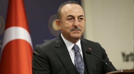 Akıncı dürüst değil