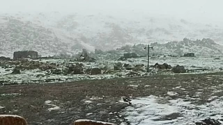 Aksaray'da yüksek kesimlere kar yağdı