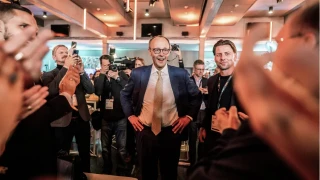 Almanya Ba�bakan Merz, bir g�n i�inde iki kez ABD'yi ele�tirdi