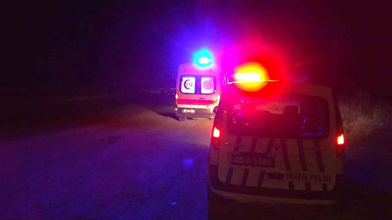 Amasya'da motosiklet kazası: 15 yaşındaki genç ağır yarandı