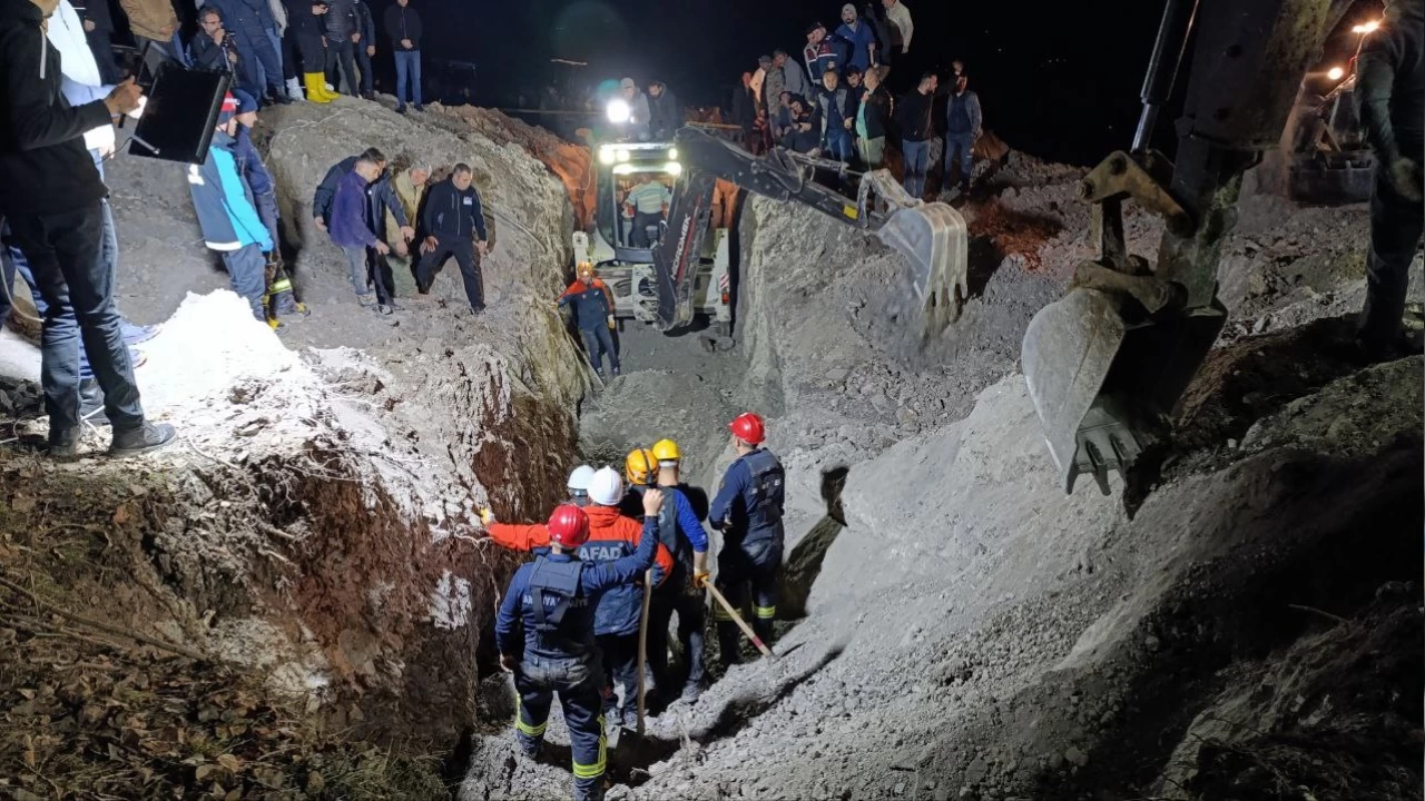Amasya'daki g���kten 2 i��inin cesedi ��kar�ld�