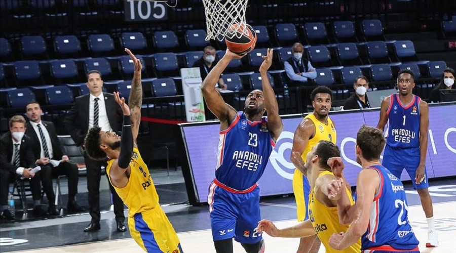 Anadolu Efes Maccabi Playtika'y� yendi