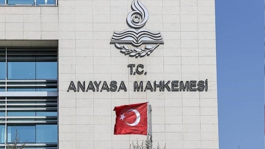 Anayasa Mahkemesi "makul sürede yargılanma hakkının ihlali" başvurularını incelemeyecek