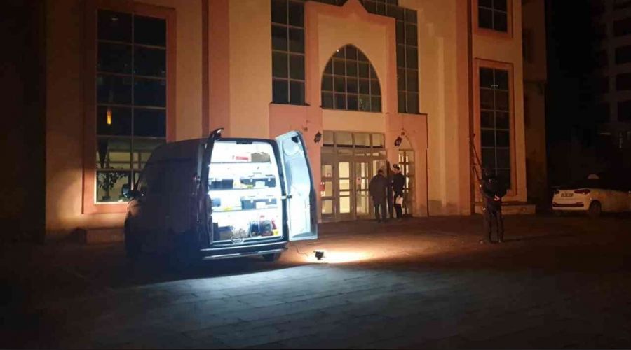 Ankara'da adliye binasına silahlı saldırı