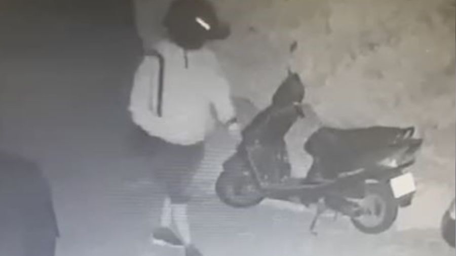 Antalya'da hrszdan "se, been, al" motosiklet hrszl