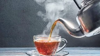 Aşırı sıcak içecek, yemek borusu kanseri riskini artırabilir