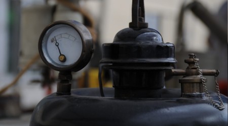 Asırlık lamba tarihe ışık tutuyor