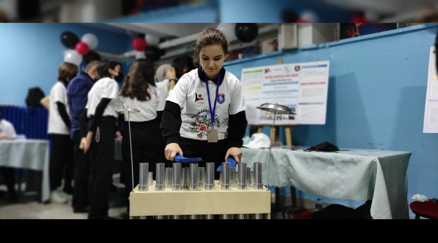 At�k borudan m�zik aleti yapt�lar