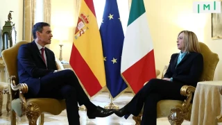 Avrupa�da g�� krizi s�n�rlar� gerdi
