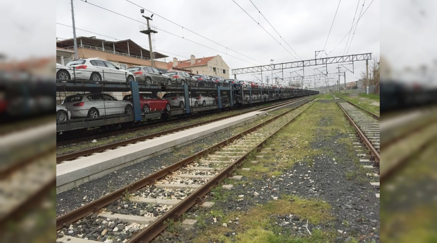 Avrupa'ya trenle otomotiv ihracat�