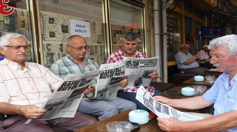Bafralılardan 100. yıl gazetesine yoğun ilgi